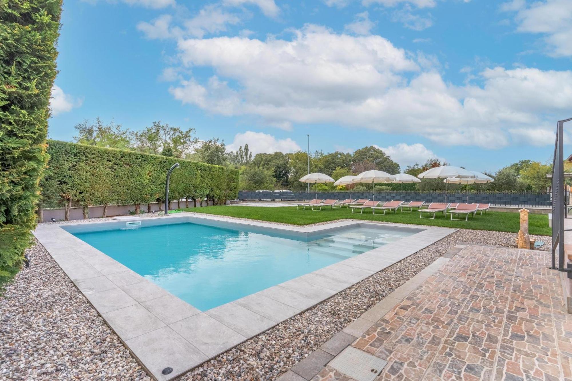 -Free Pool And Parking- Garda House Apartments Castelnuovo del Garda Zewnętrze zdjęcie