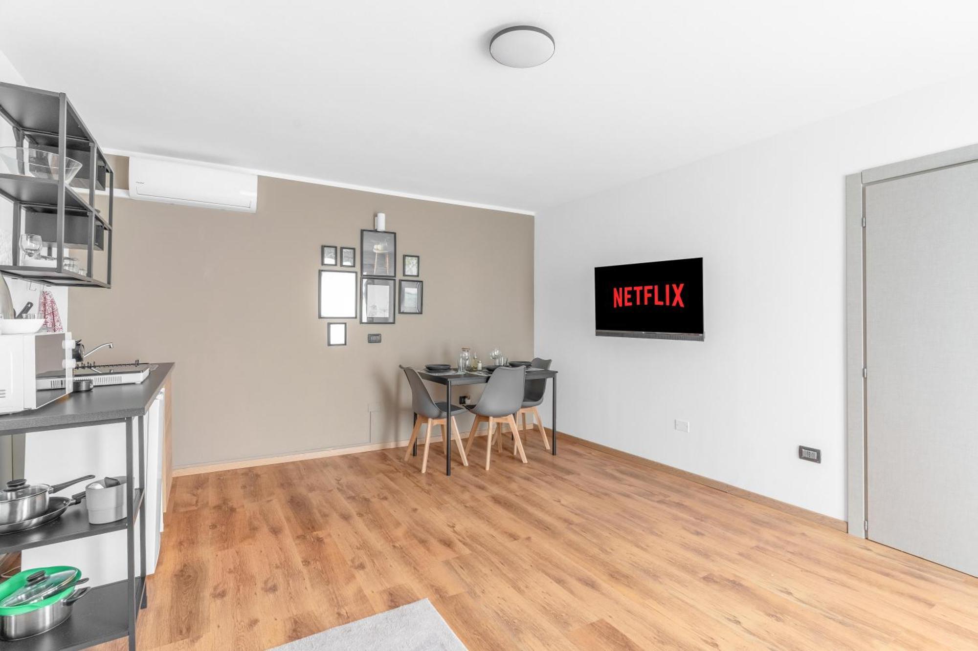 -Free Pool And Parking- Garda House Apartments Castelnuovo del Garda Zewnętrze zdjęcie