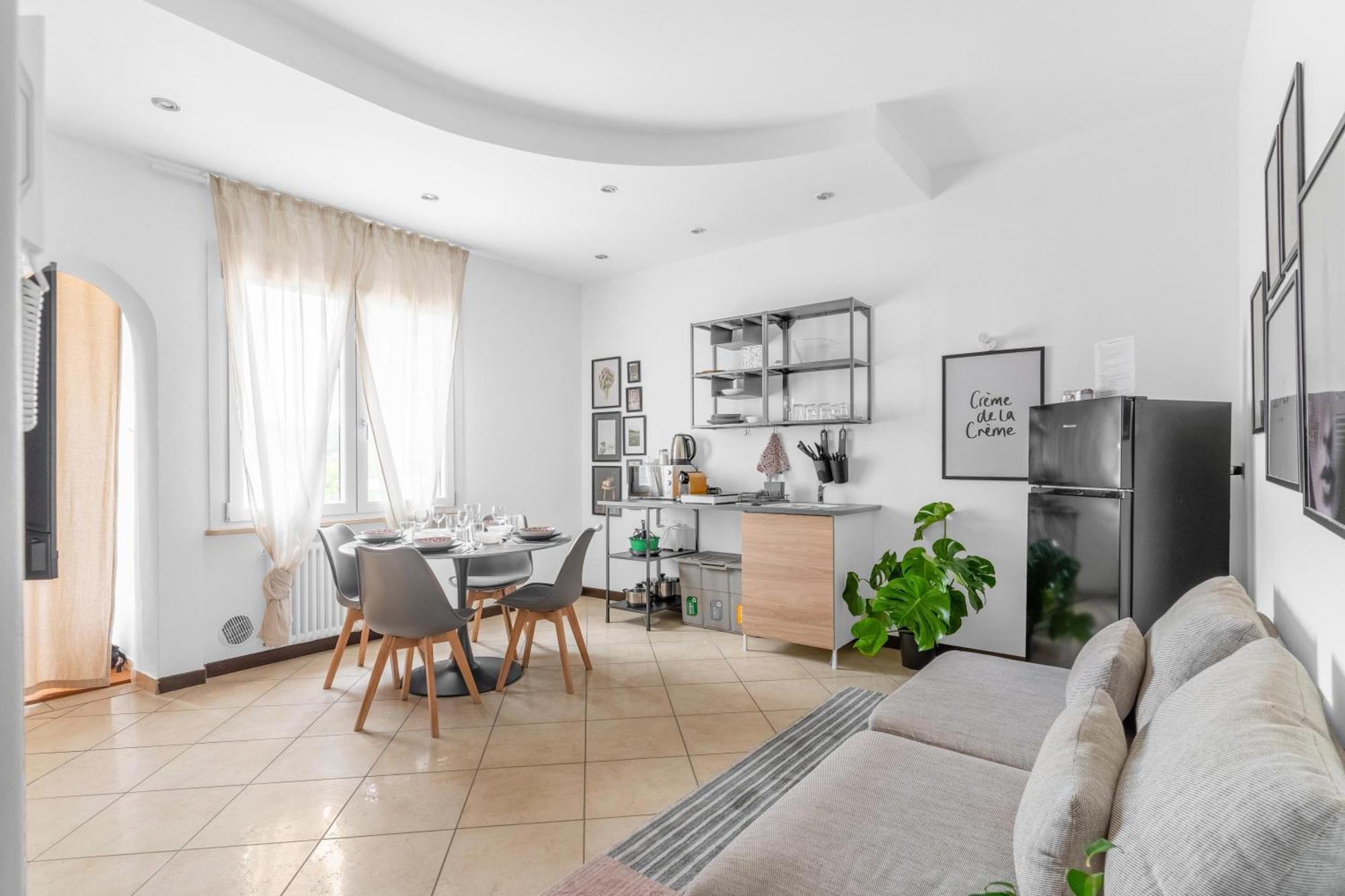 -Free Pool And Parking- Garda House Apartments Castelnuovo del Garda Zewnętrze zdjęcie