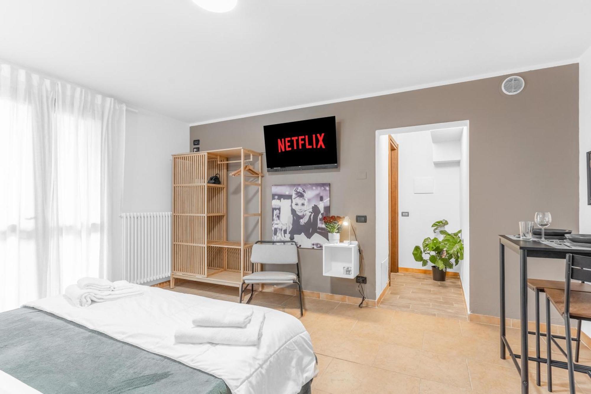 -Free Pool And Parking- Garda House Apartments Castelnuovo del Garda Zewnętrze zdjęcie