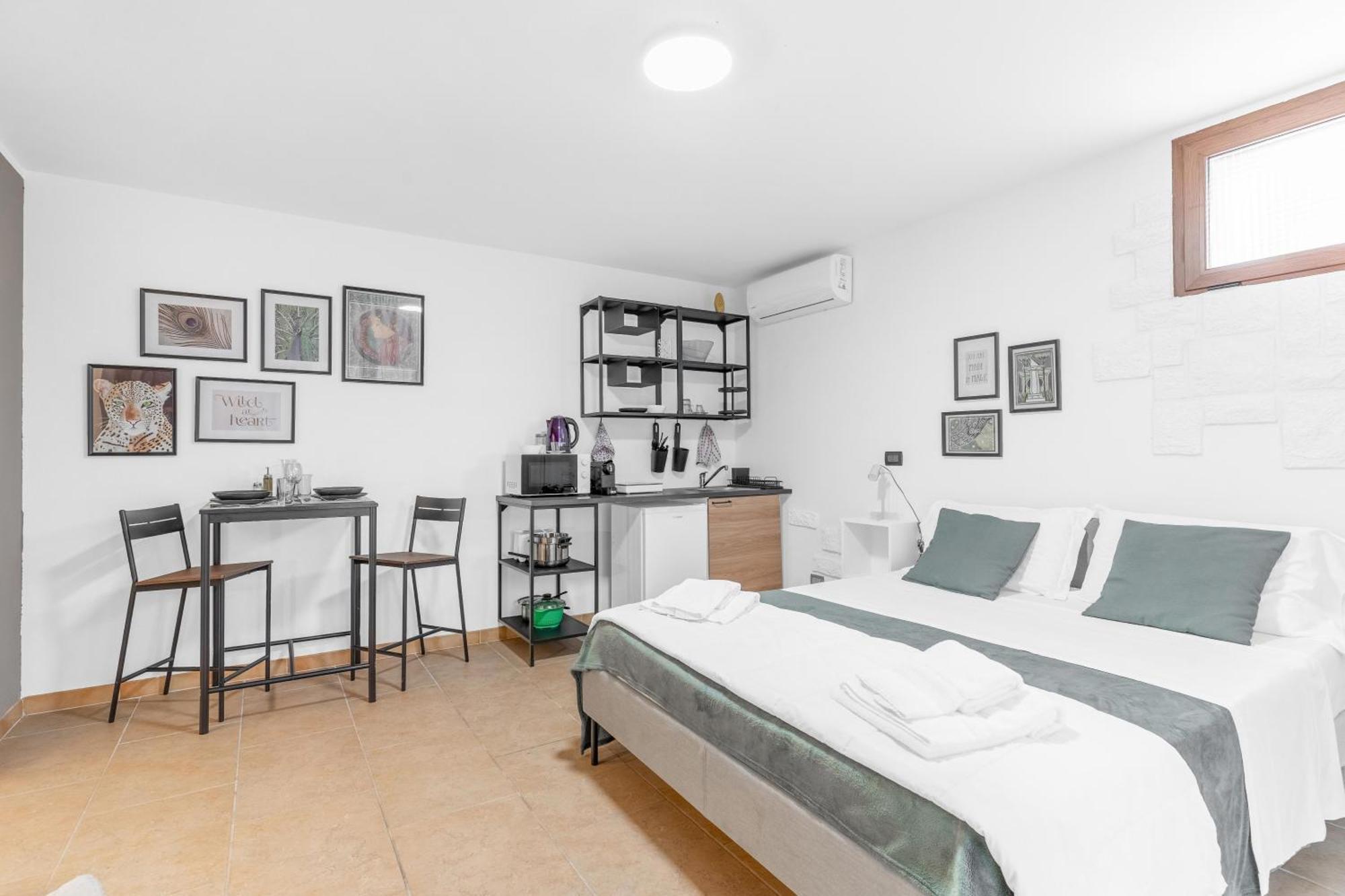 -Free Pool And Parking- Garda House Apartments Castelnuovo del Garda Zewnętrze zdjęcie